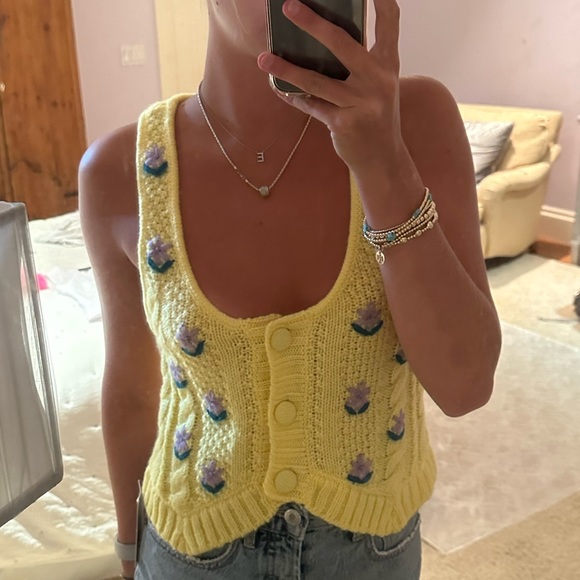 For love and lemons sweater vest - Picture 3 of 3